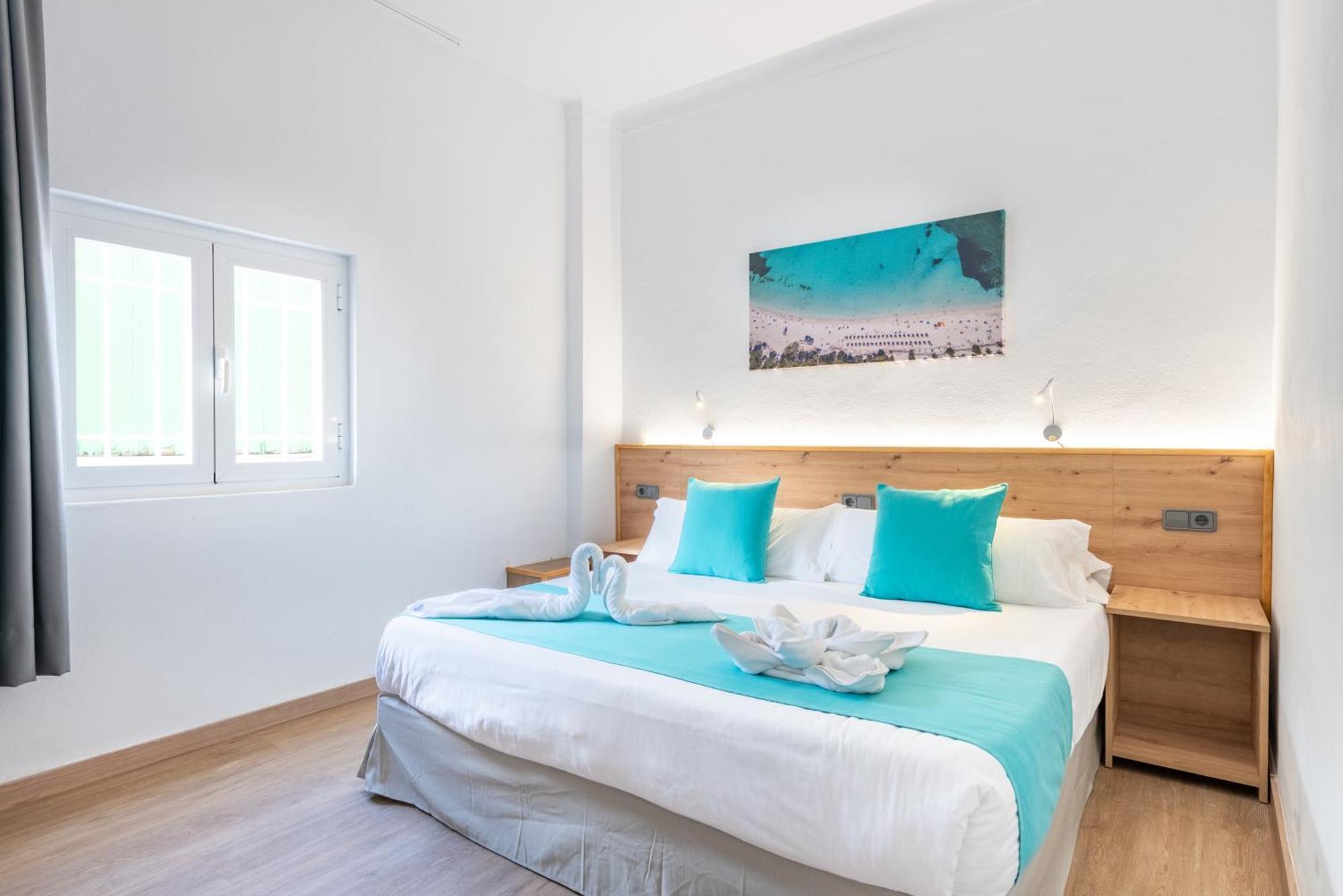 Apartamentos Estanques Colonia de Sant Jordi Exterior photo