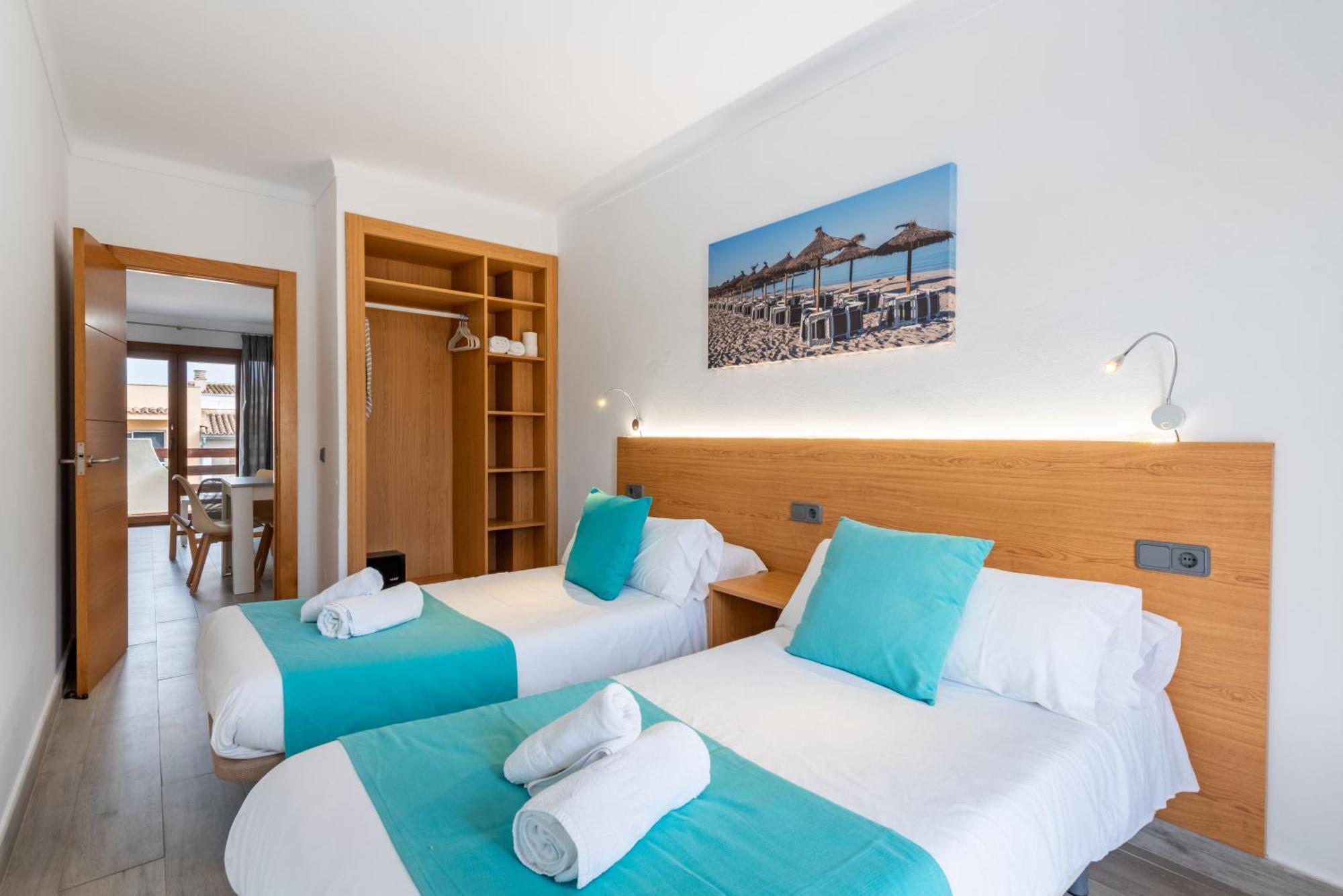 Apartamentos Estanques Colonia de Sant Jordi Exterior photo