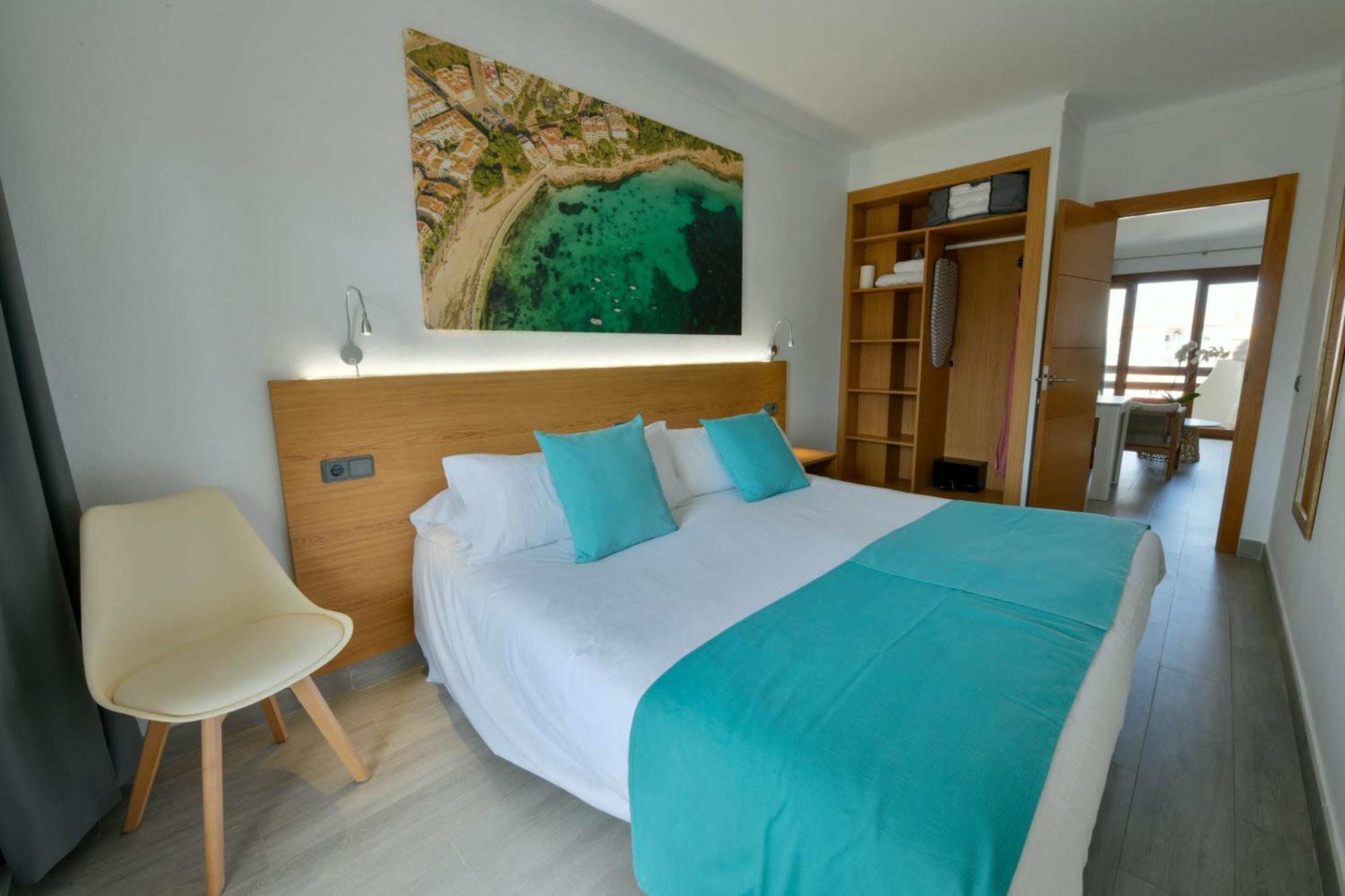 Apartamentos Estanques Colonia de Sant Jordi Exterior photo