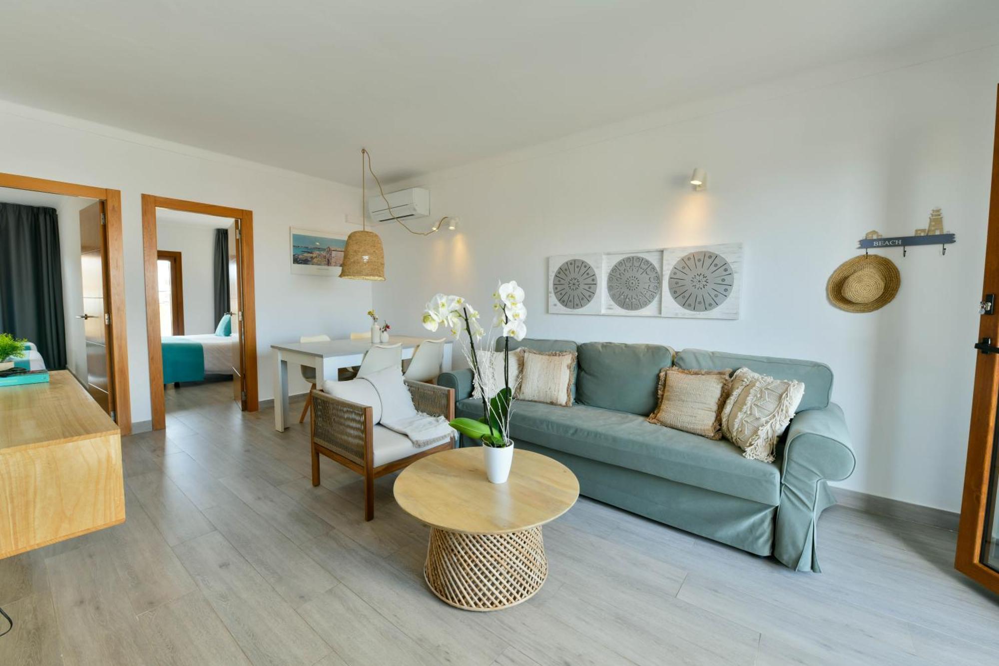 Apartamentos Estanques Colonia de Sant Jordi Exterior photo
