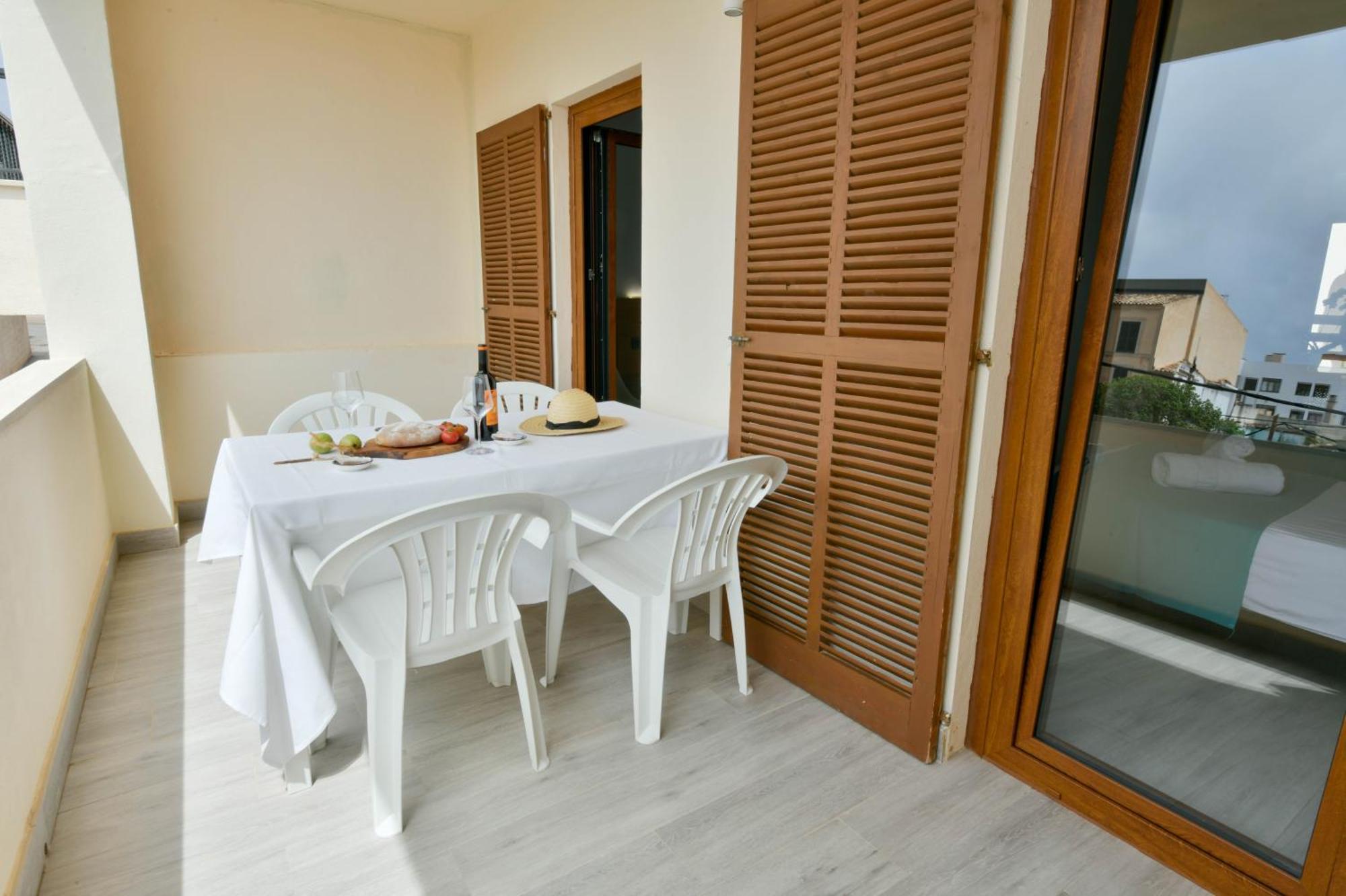 Apartamentos Estanques Colonia de Sant Jordi Exterior photo