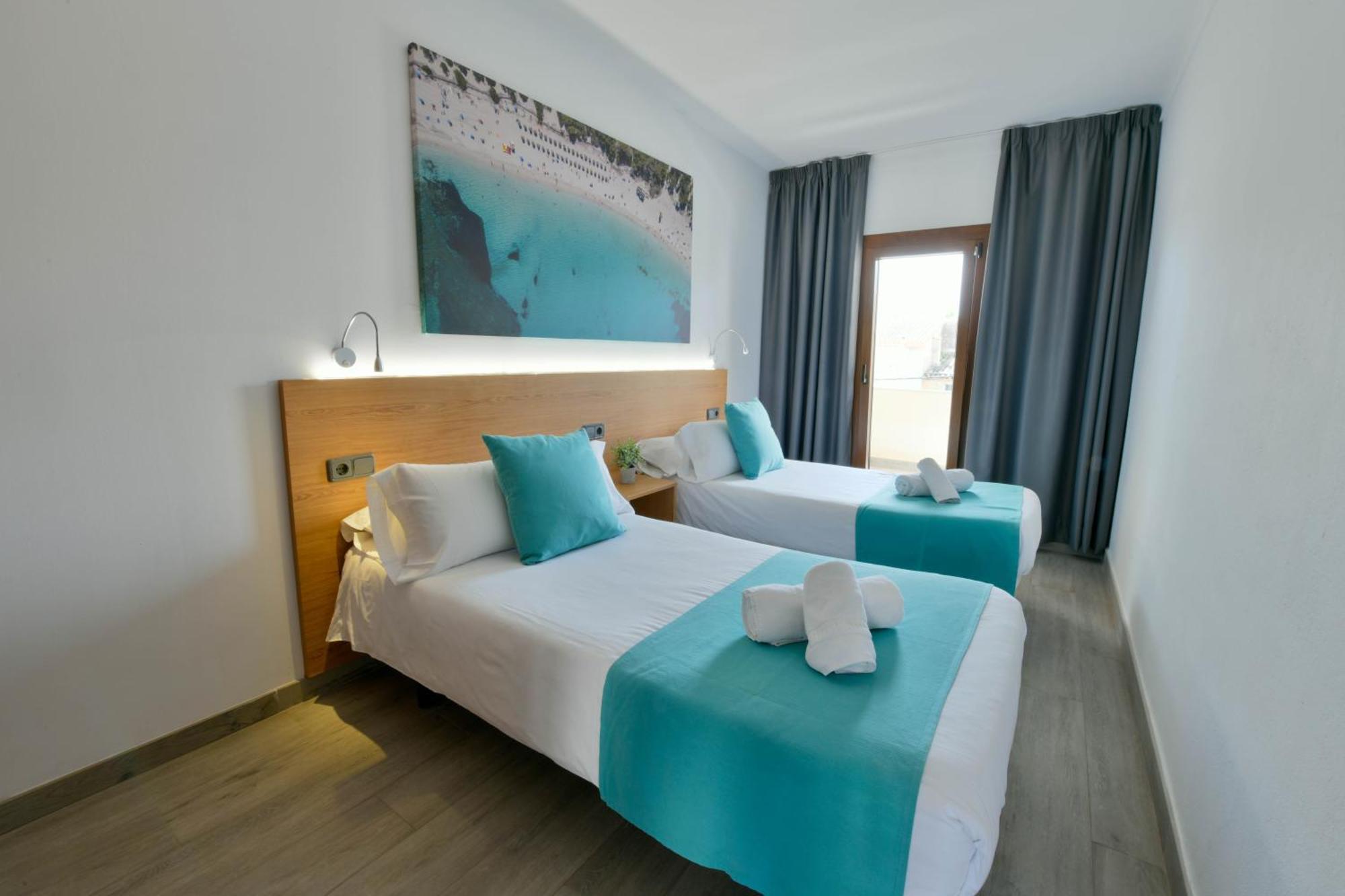 Apartamentos Estanques Colonia de Sant Jordi Exterior photo