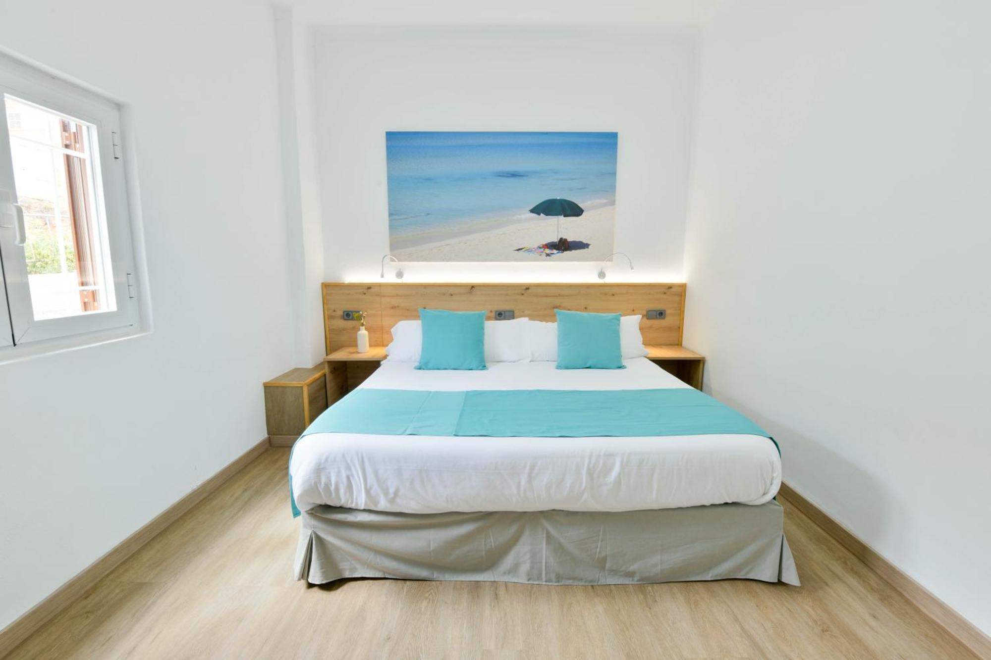 Apartamentos Estanques Colonia de Sant Jordi Exterior photo