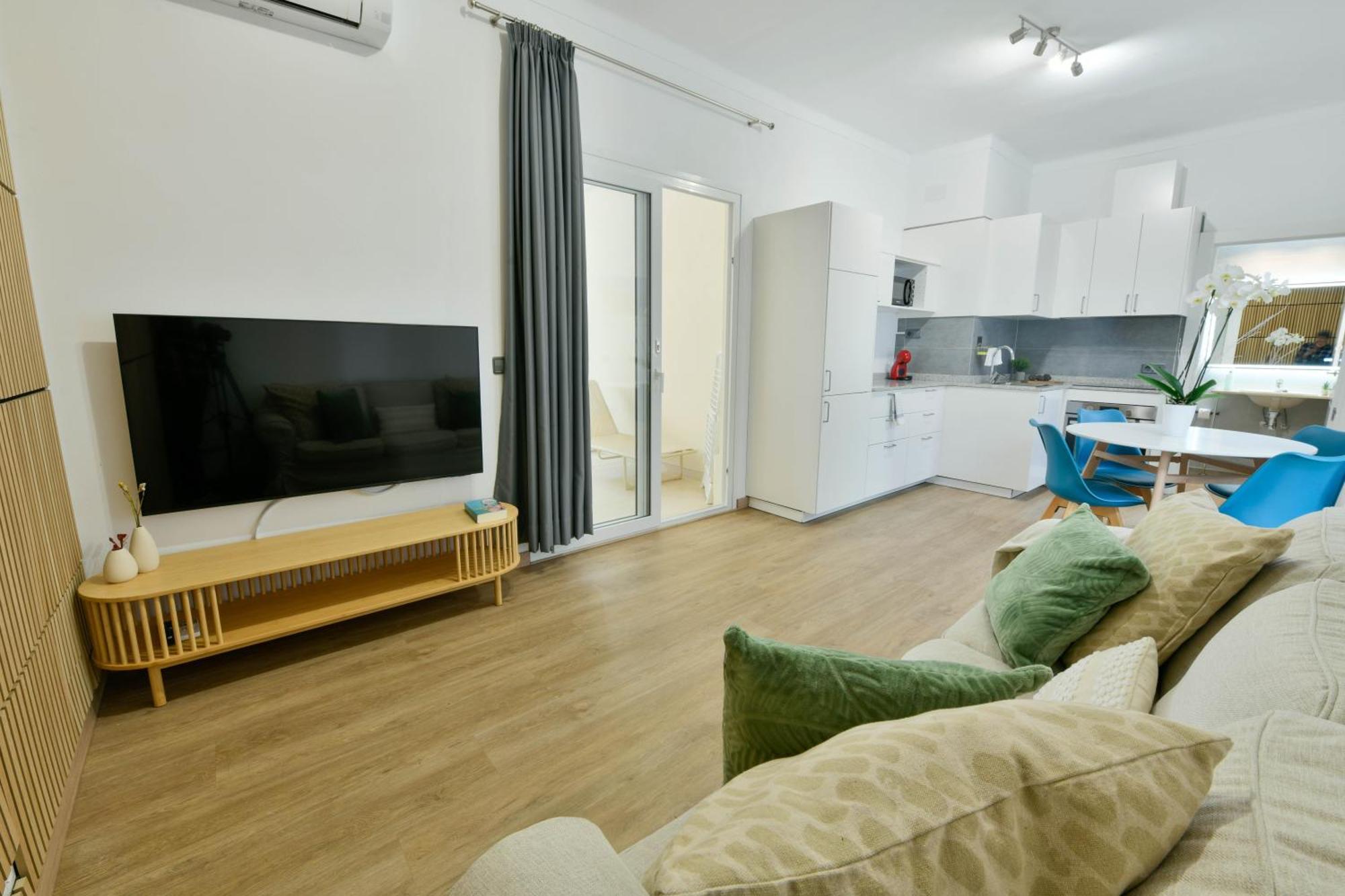 Apartamentos Estanques Colonia de Sant Jordi Exterior photo